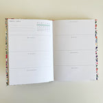 2025 Weekly Planner: Floral Burst