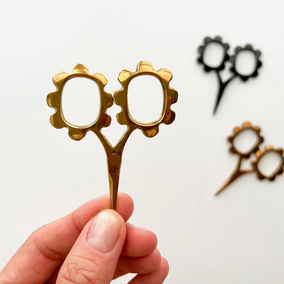 Small Gold Flower Scissors