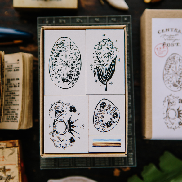 Floral Ours Stamp Set