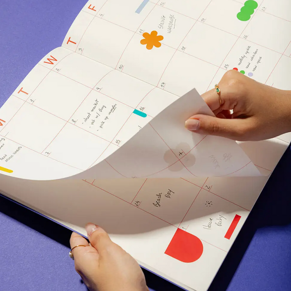 Undated Monthly Planner: Teal