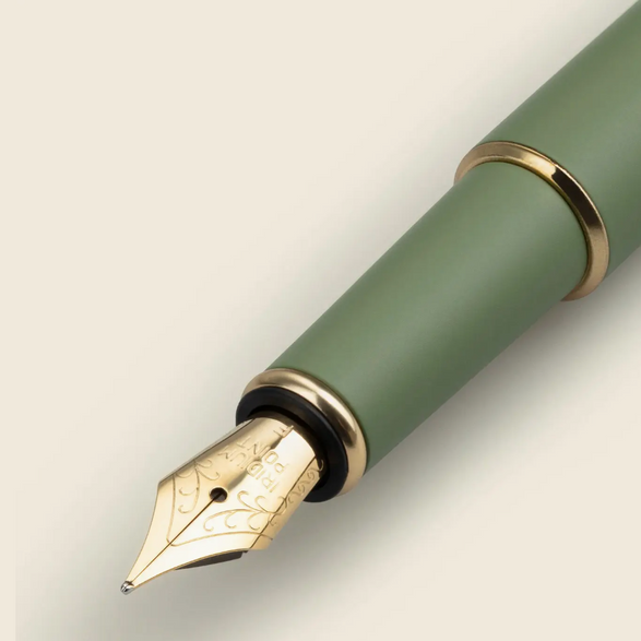 Green Papier Fountain Pen