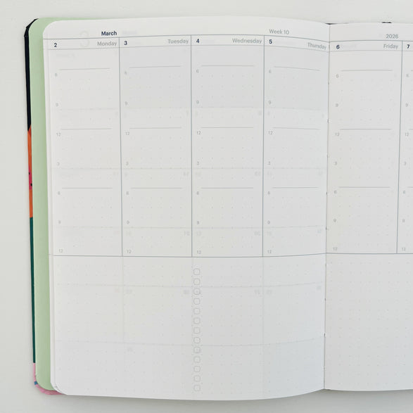 2026 Weekly Vertical Layout Planner: Zestful Night